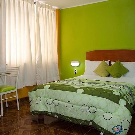 Hostal Real Alcazar Наска Екстериор снимка