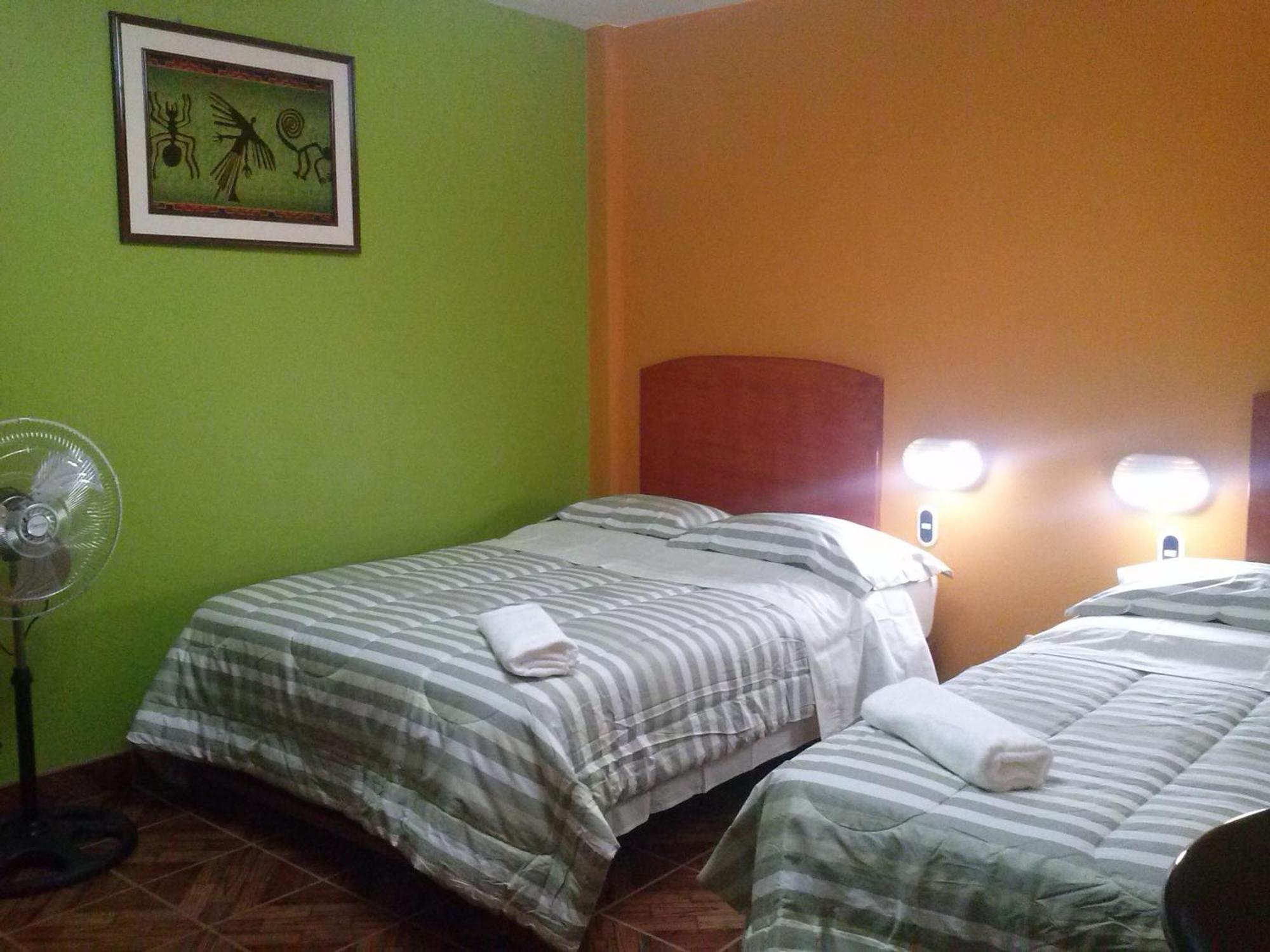 Hostal Real Alcazar Наска Стая снимка