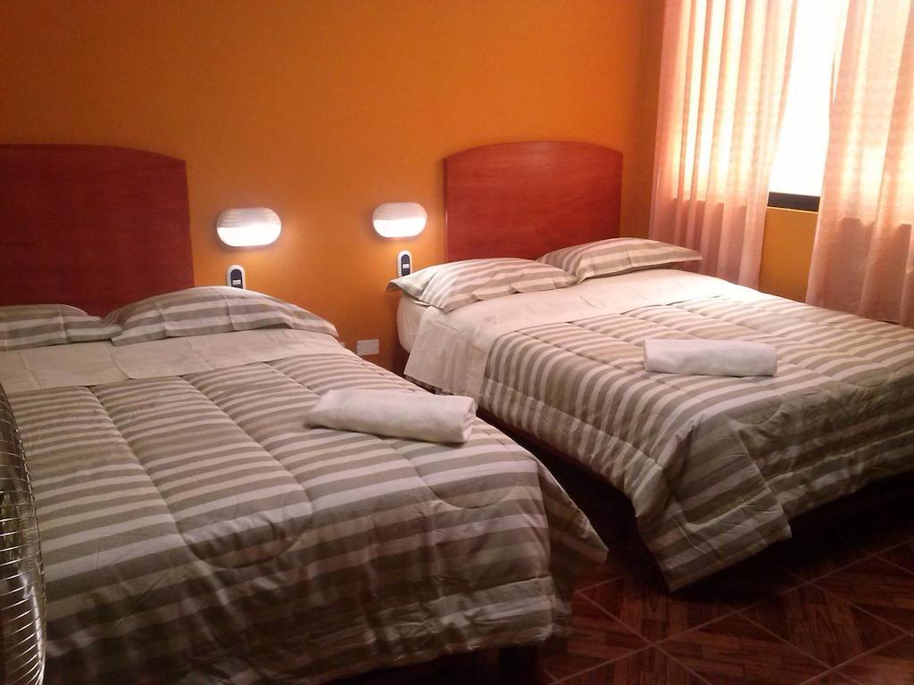 Hostal Real Alcazar Наска Екстериор снимка